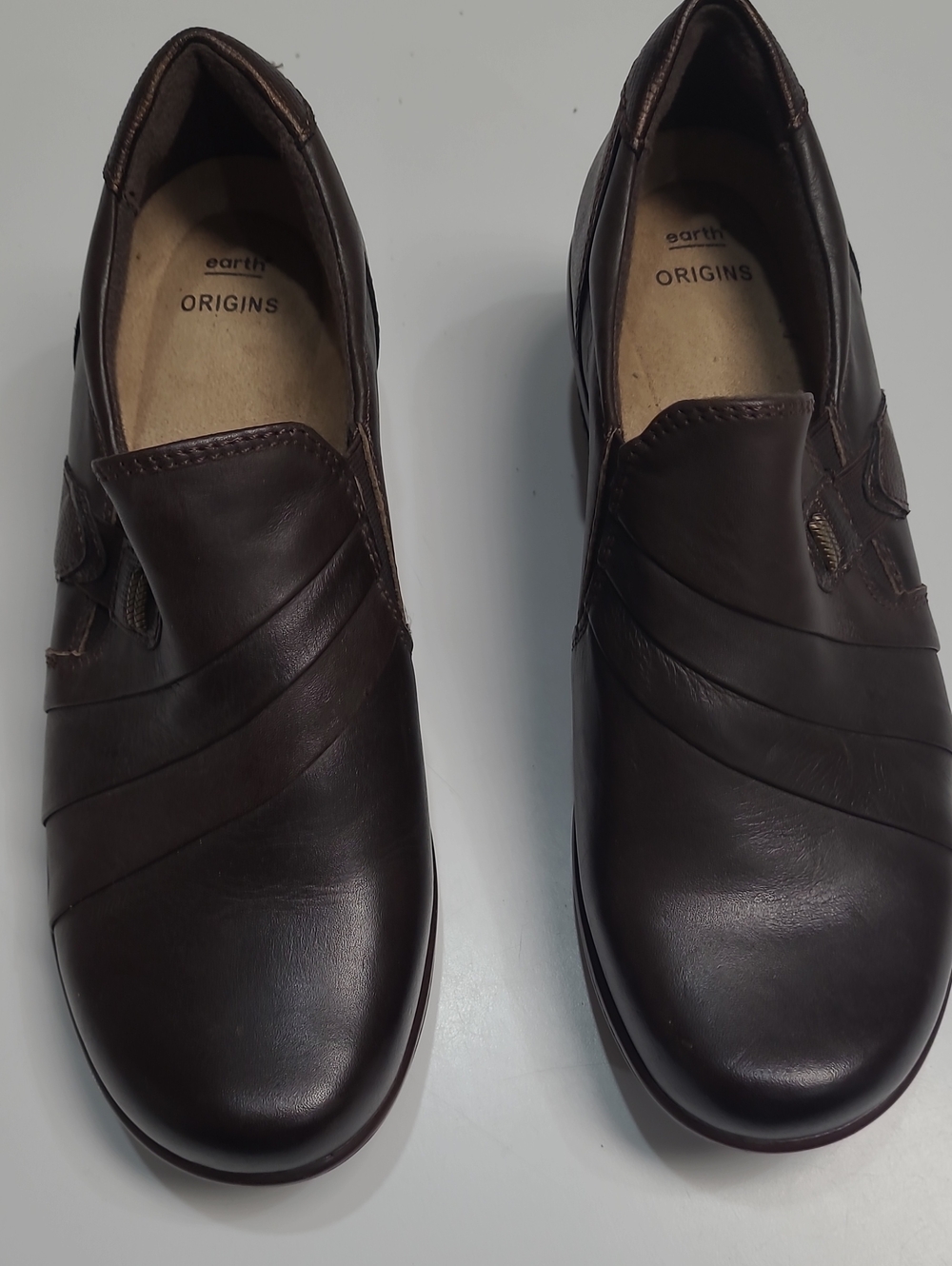 Earth Origins Women"s Slip-On Loafers in Dark Brown Leather - Size 8